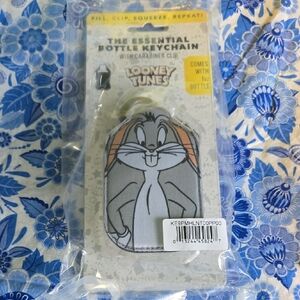 Warner Bros. Looney Tunes Bottle Keychain - Gray and Orange